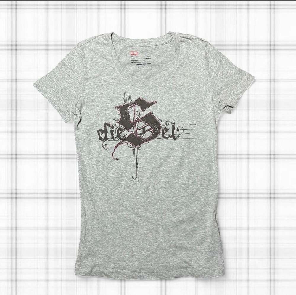 Diesel Vintage Y2K Archive Gorpcore Gothic Logo T-Shirt Size S women’s